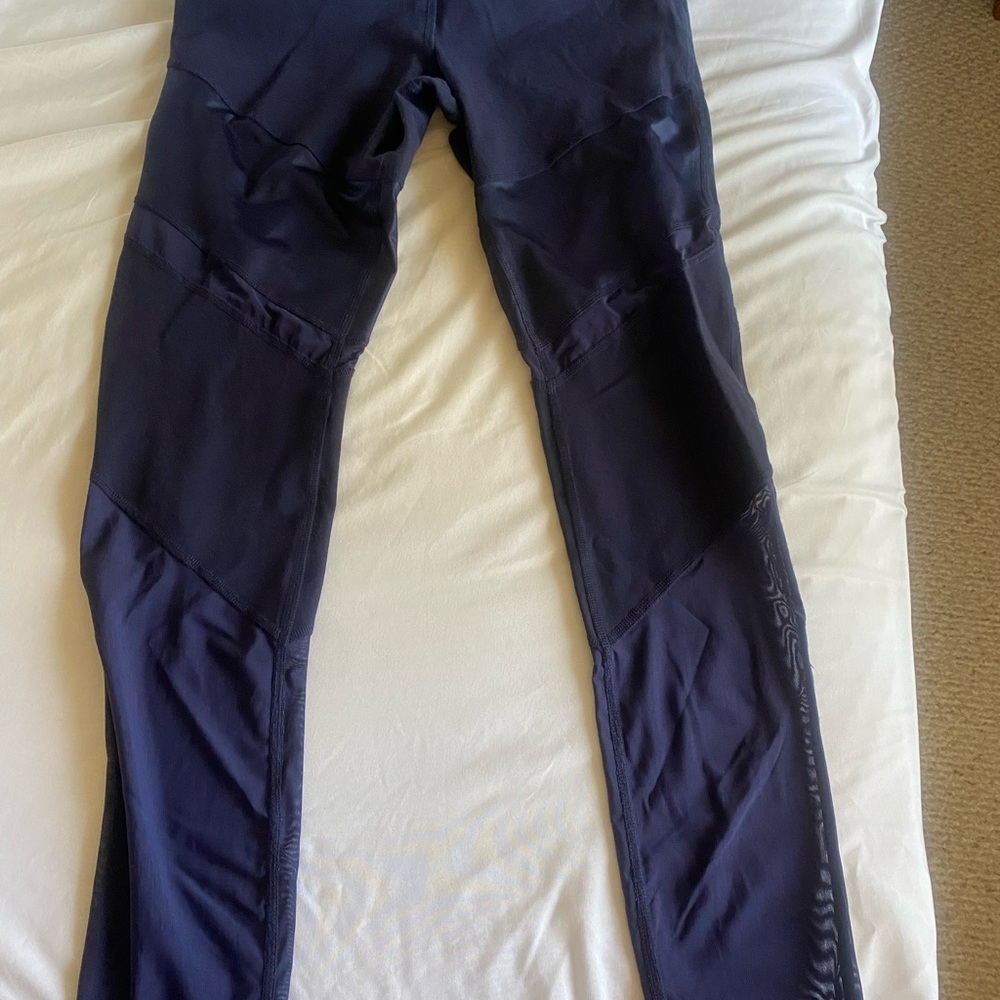 ALO leggings